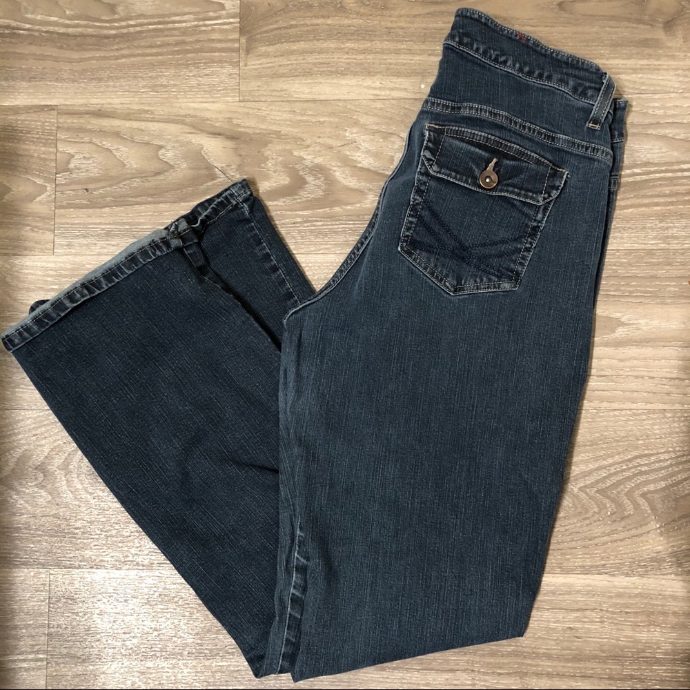 ✅ Lee Womens low rise jeans size 28